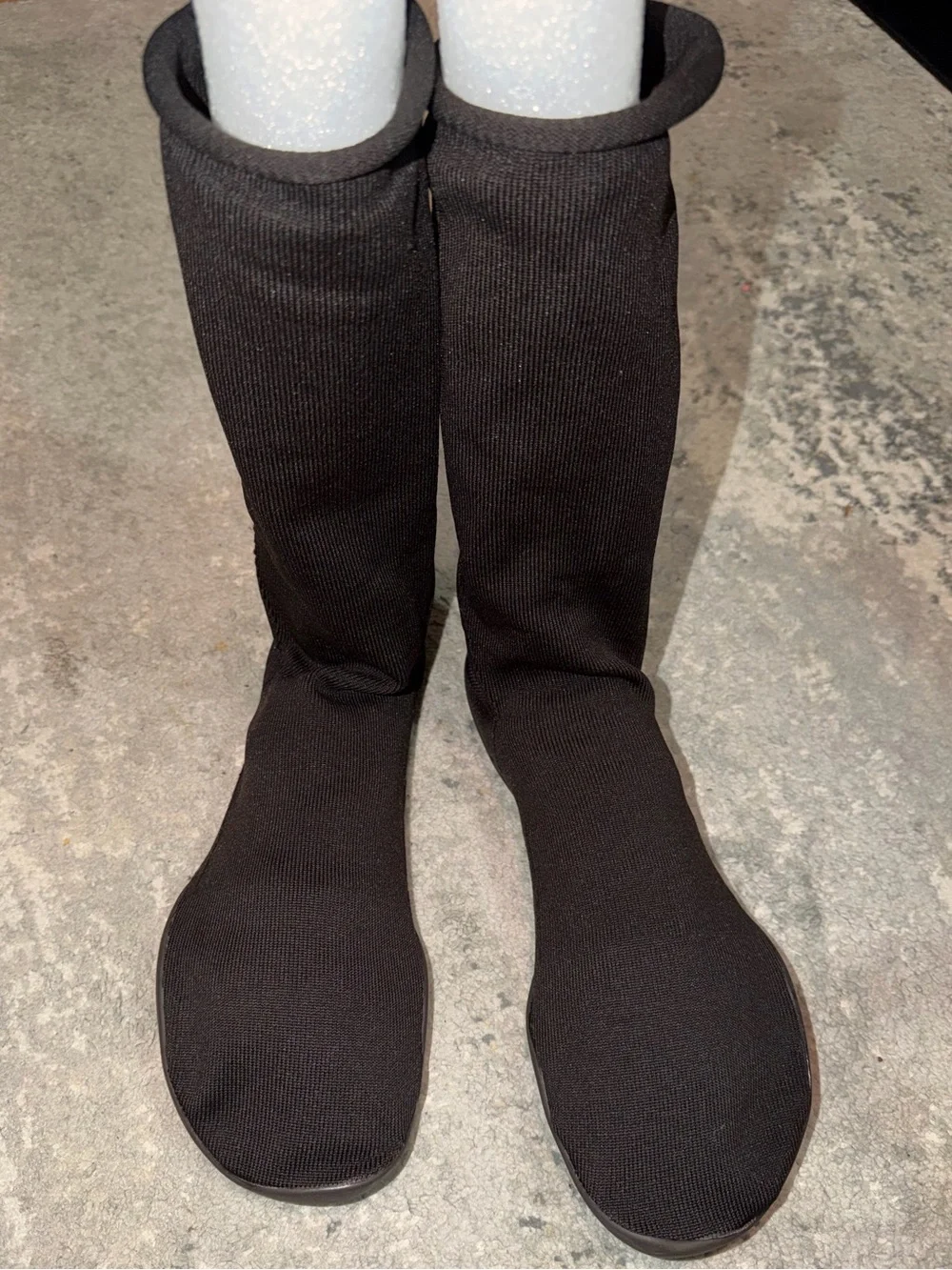 Classic Yeezy Pod Black Knit shoes
